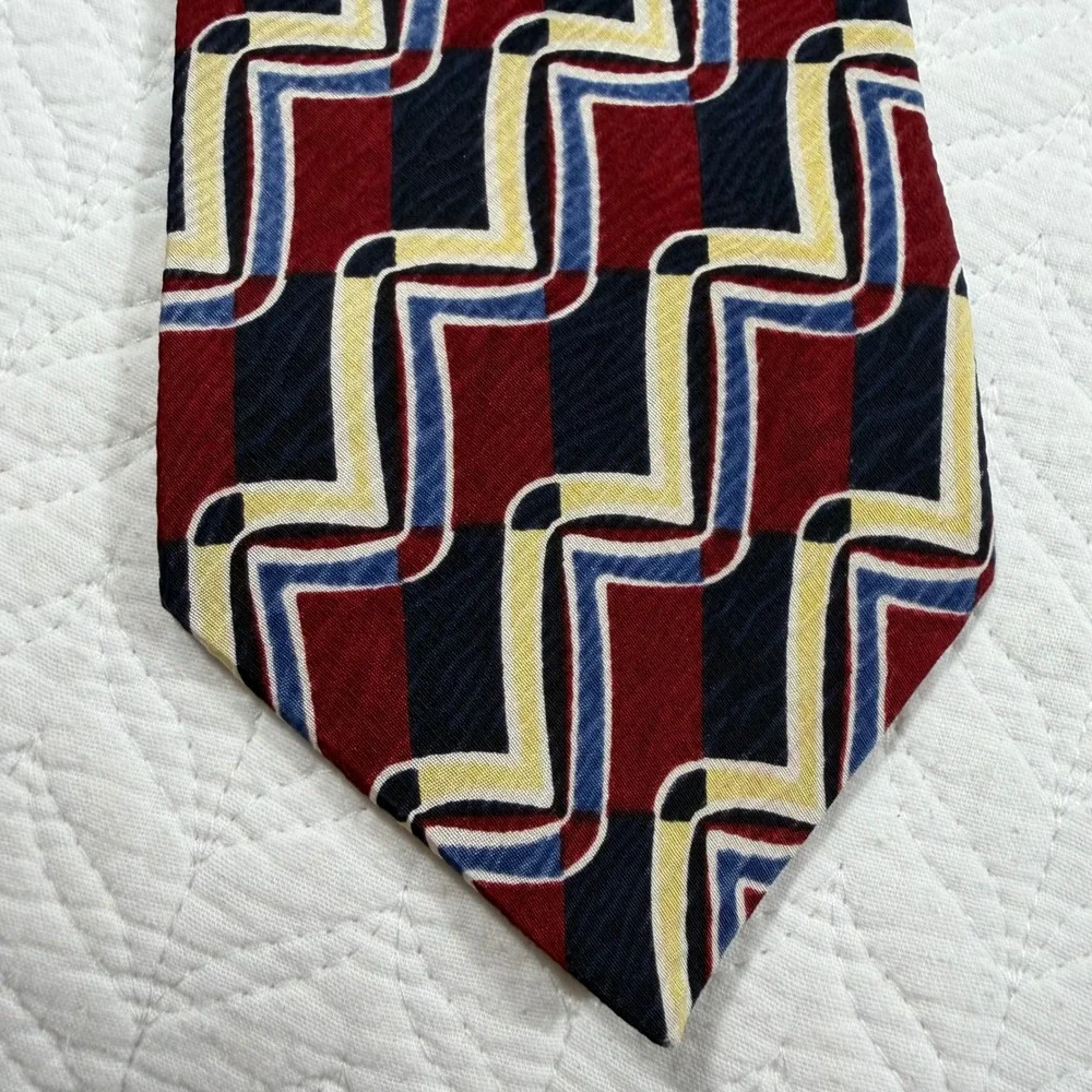Vintage Oscar de la Renta Men's 100% Silk Tie Geometric Burgundy Navy Yellow USA